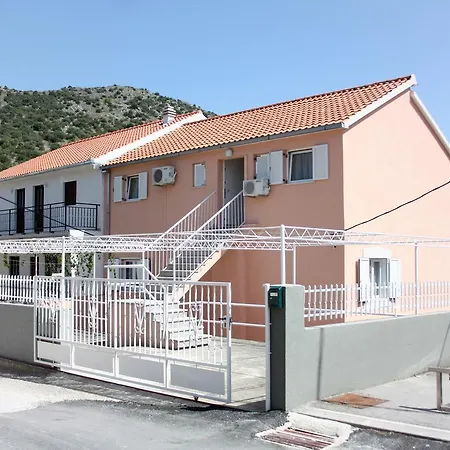 6116e Apartman Marina